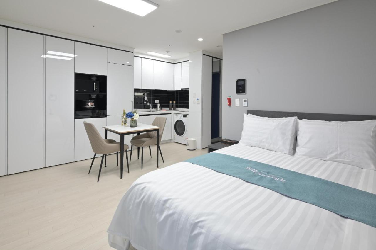 Ferienwohnung Bayone Park Yeosu Exterior foto